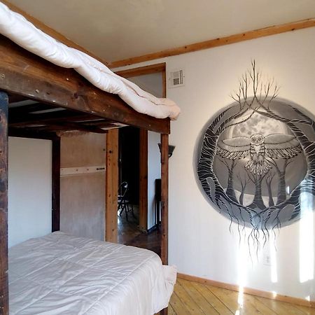 פרנץ' ליק Lost River Hostel מראה חיצוני תמונה