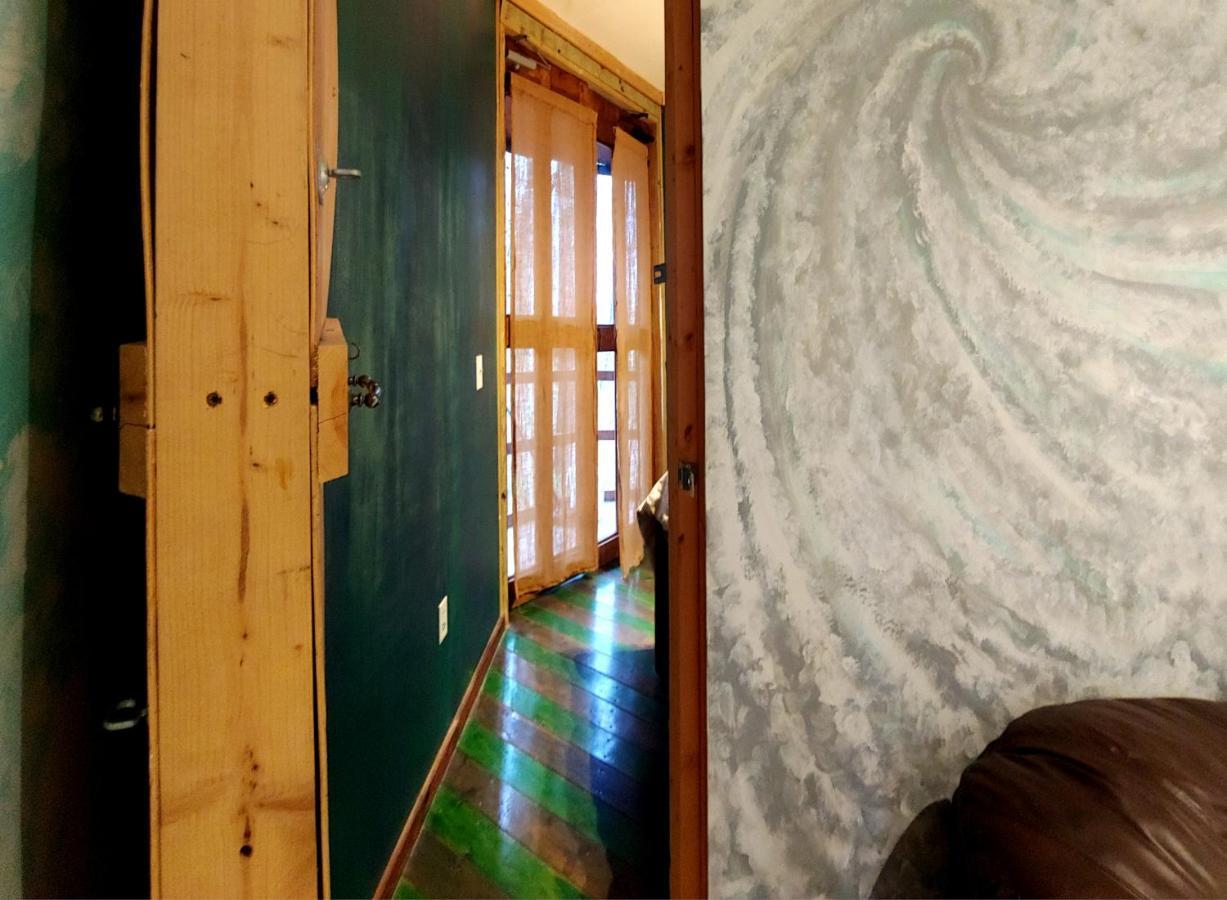 פרנץ' ליק Lost River Hostel מראה חיצוני תמונה